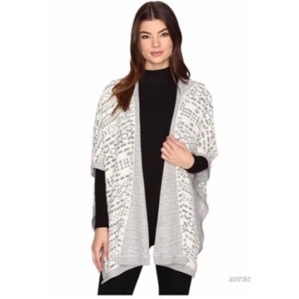 NWT  BB Dakota Jack Archibald Hooded Terry Poncho SZ XS